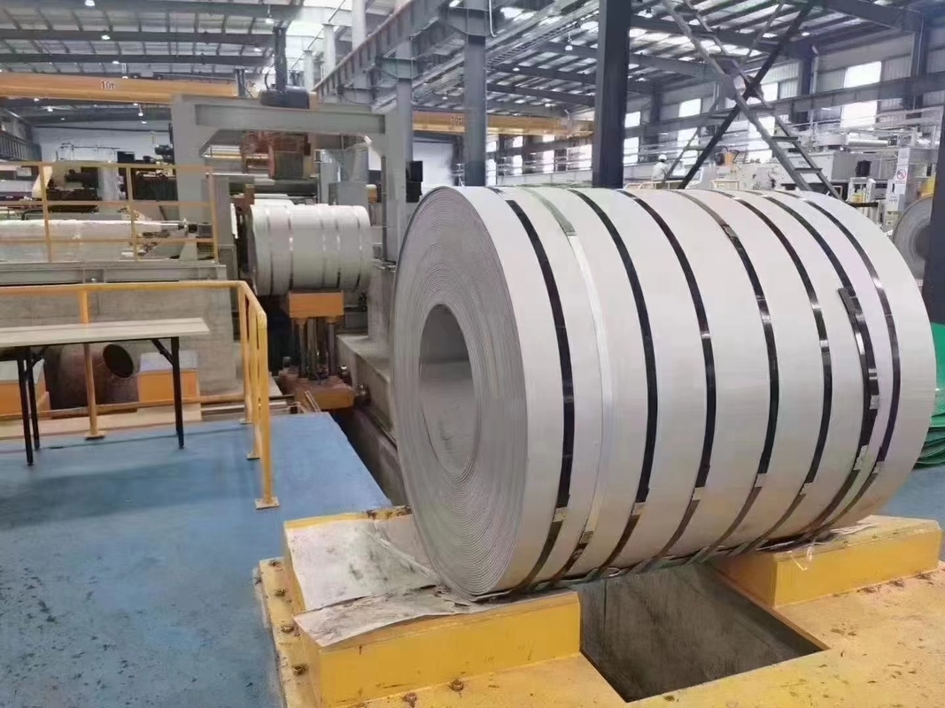 추운 ASTM 430 321 SS 스테인리스강 코일은 0.5 밀리미터 매우 가는 반사경을 회전시켰습니다